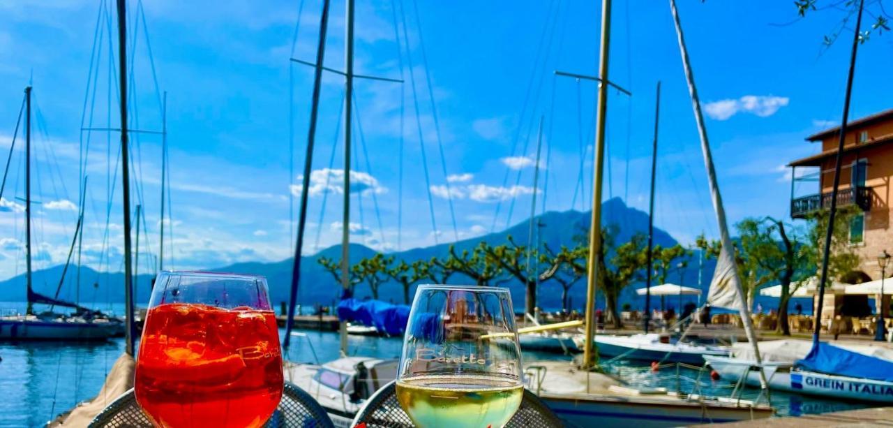 Il Sogno Al Lago Di Garda トッリ・デル・ベーナコ エクステリア 写真